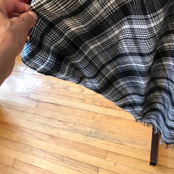 Brand new soft cotton DKNY poncho one size - Picture 4 of 6